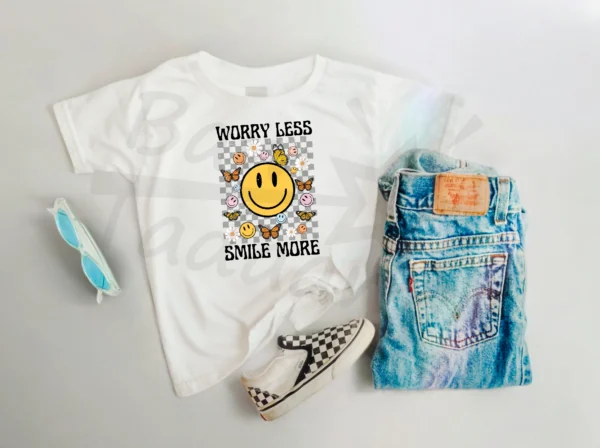 T-shirt BIAŁY *538.Worry less-smile more* >wybierz fason<