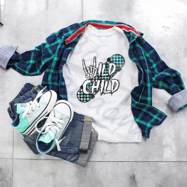 T-shirt BIAŁY *590.Wild child deskorolka* >wybierz fason<