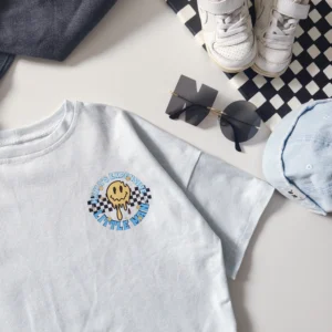 T-shirt BŁĘKITNY MELANŻ "Mama's lil man." >od ręki 104/110<